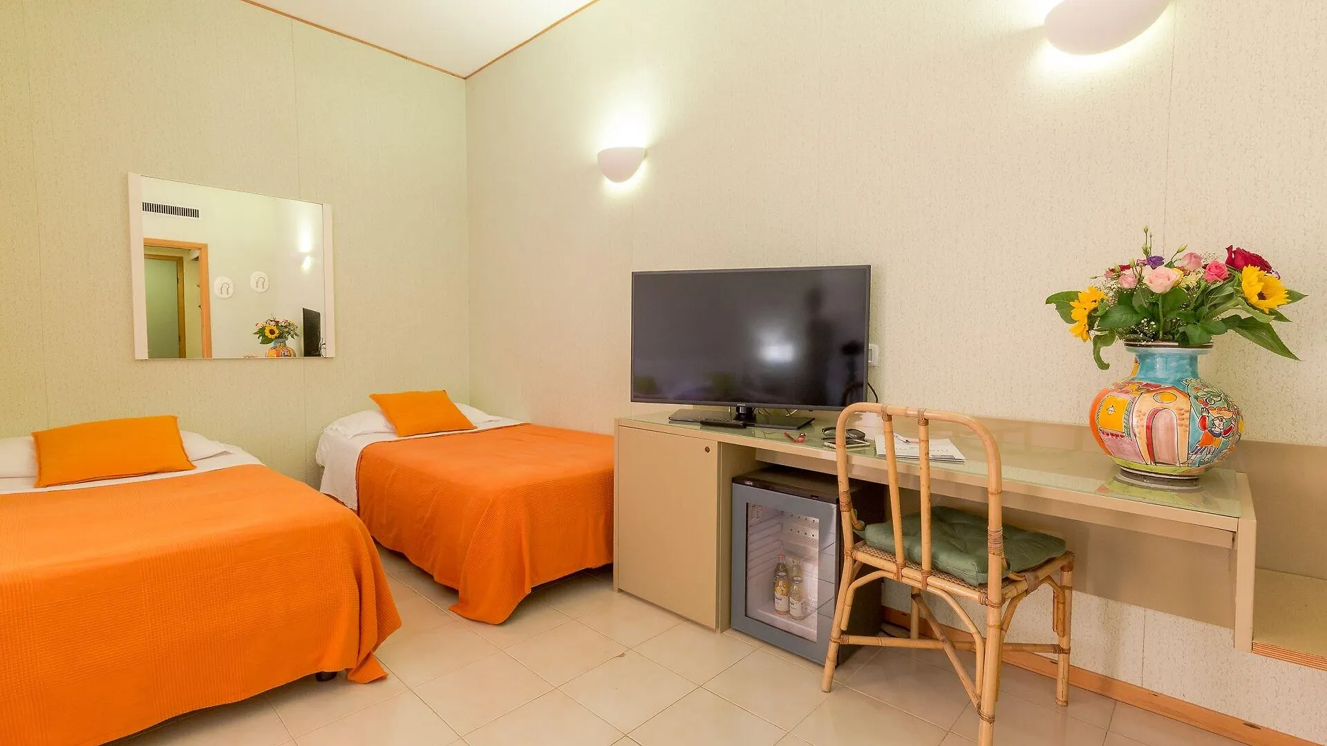 Hotel Paradise Beach Resort Marinella di Selinunte 4*,  Italien