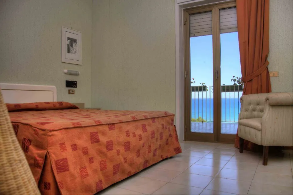 Hotel Paradise Beach Resort Marinella di Selinunte 4*,  Italien