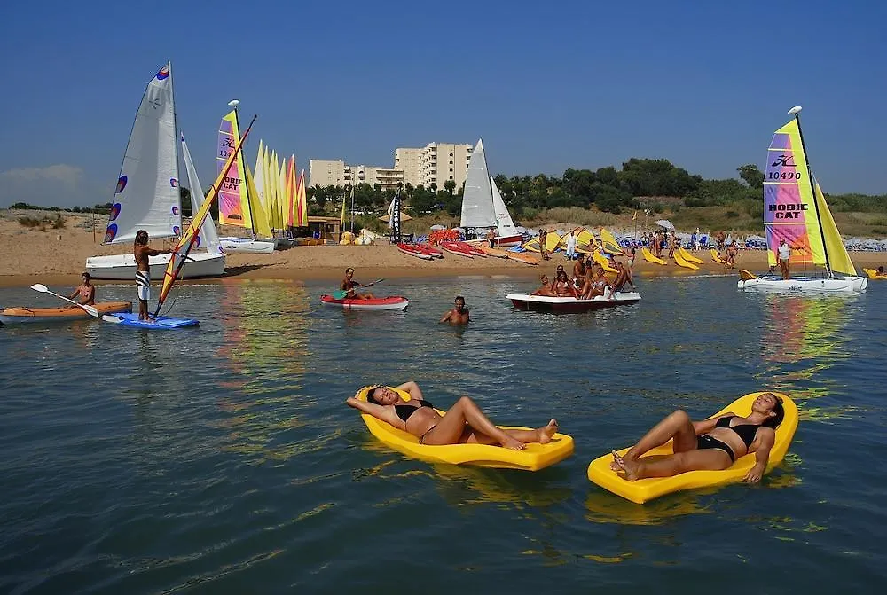 מרינלה דו סלינונטה Paradise Beach Resort Selinunte