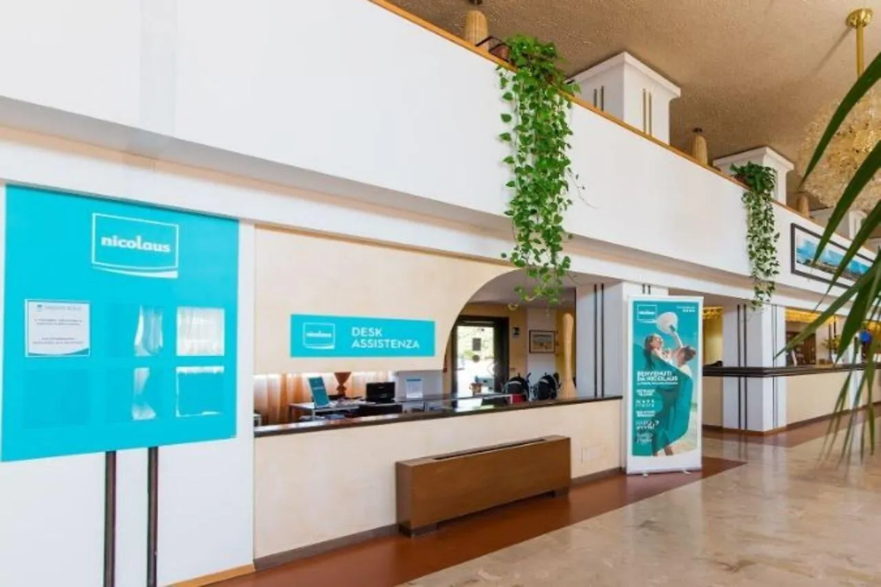 **** מלון מרינלה דו סלינונטה Paradise Beach Resort Selinunte איטליה