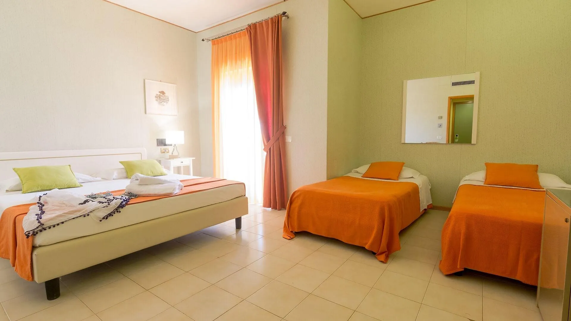 מרינלה דו סלינונטה Paradise Beach Resort Selinunte מרינלה דו סלינונטה