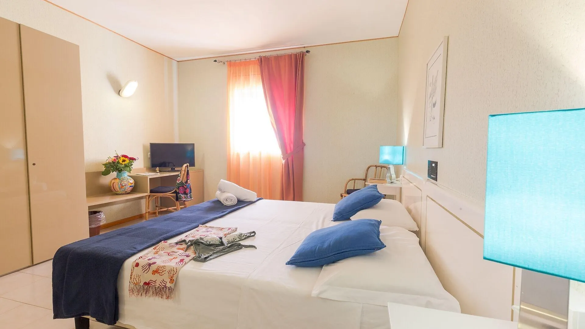 מרינלה דו סלינונטה Paradise Beach Resort Selinunte איטליה